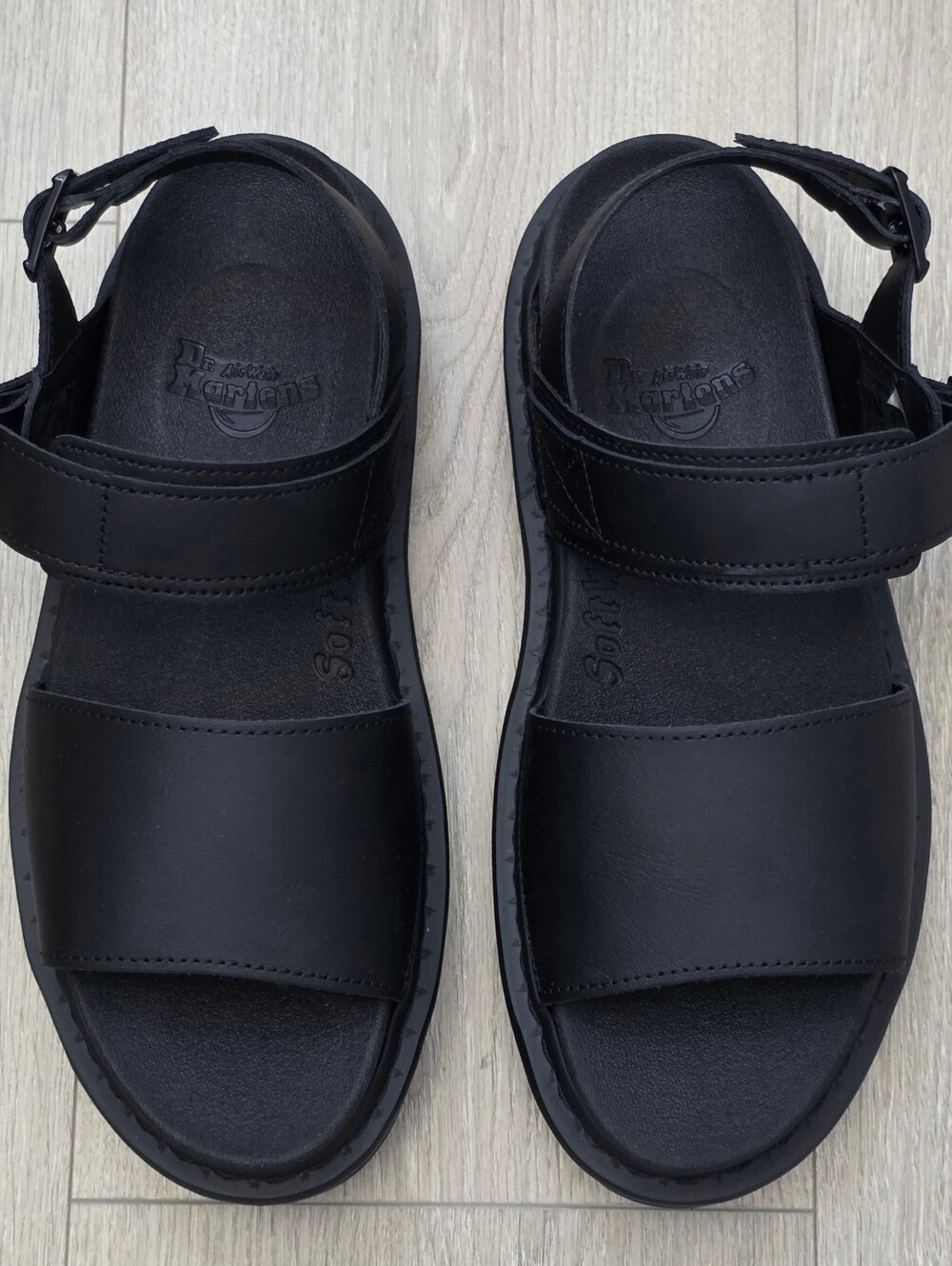 Dr. Martens Voss Hydro Leather Platform Sandals Triple Black Women's Size 8 New